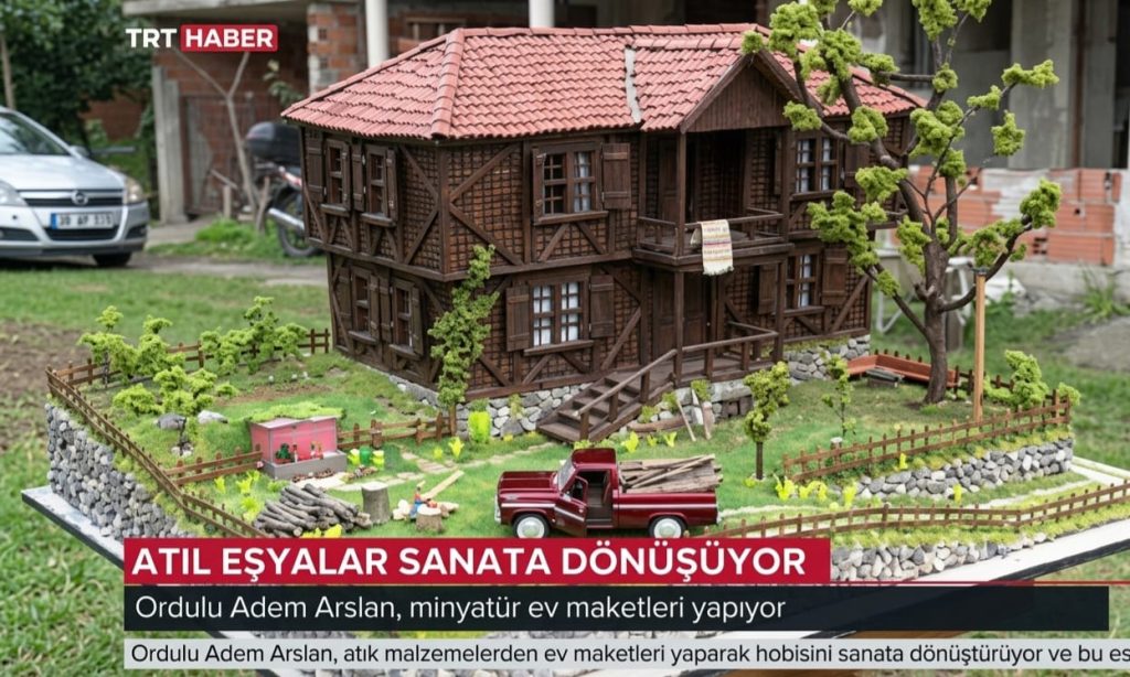 Basında Adem’in Evreni